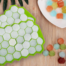 Load image into Gallery viewer, 37 Cavity Honeycomb Ice Cube Trays Reusable Silicone Ice Cube Mold BPA Free Ice Maker with Removable Lids