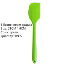 Load image into Gallery viewer, 3 Pcs Baking Pastry Cream Scraper Teeth Edge DIY Scraper Cake Decorating Fondant Pastry Cutters Baking Spatulas Cake Tools